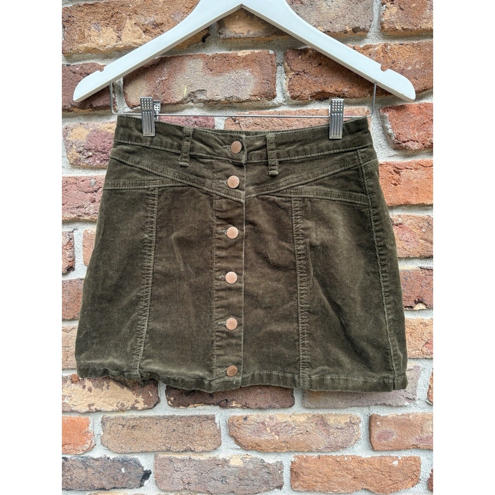 Forever 21 Women's Green Corduroy 100% Cotton Short Mini Button Skirt‎ Size 27